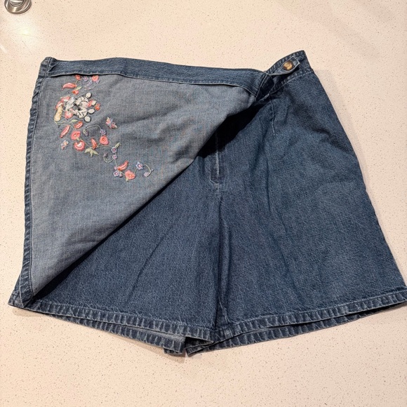 Vintage Disney Mickey & Minnie Embroidered Denim Skort Women’s Small Cottagecore - Picture 3 of 11